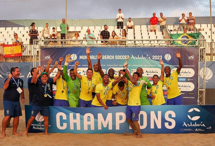 Com gol de Potiguar na final, Seleção Brasileira é campeã do Mundialito de Beach Soccer