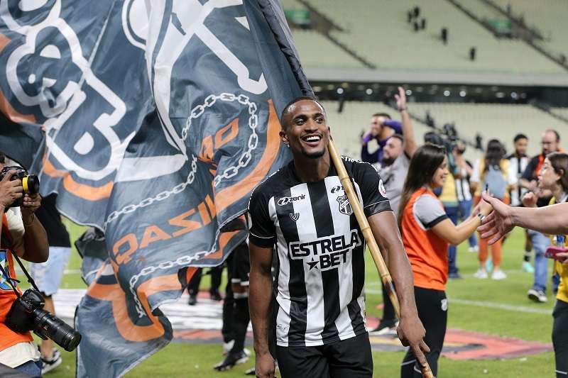 Saulo Mineiro é o segundo jogador mais veloz do mundo e supera Mbappé – Jogada Saulo Mineiro é o segundo jogador mais veloz do mundo e supera Mbappé – Jogada