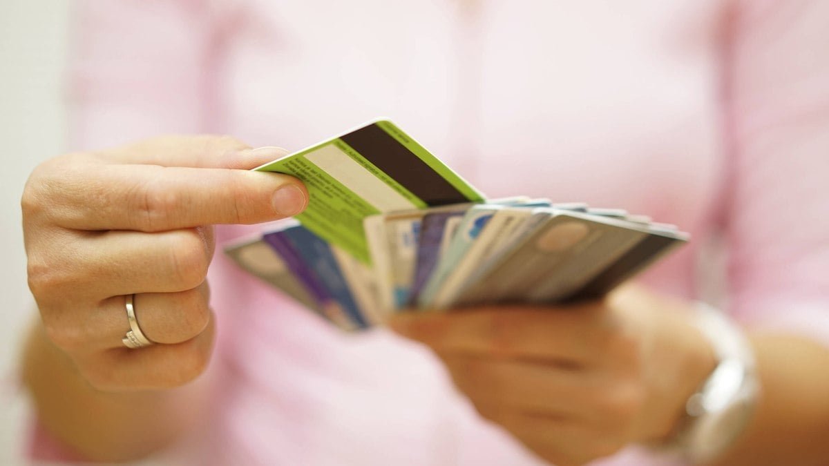 Governo proíbe uso de cartão de crédito em sites de apostas online