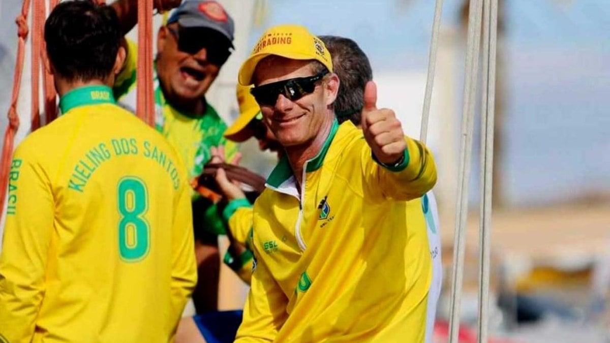 Maior nome do esporte olímpico ganha biografia. Tudo sobre o livro de Robert Scheidt Maior nome do esporte olímpico ganha biografia. Tudo sobre o livro de Robert Scheidt