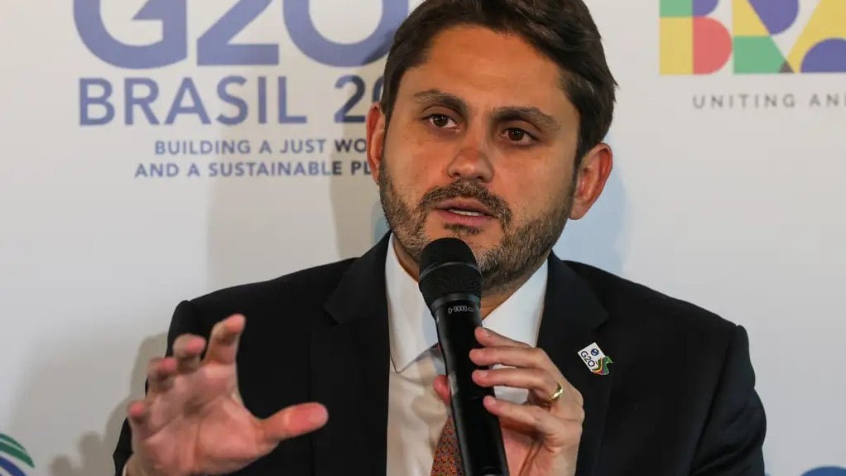 Ministro de Lula prestará depoimento à PF sobre suposto desvio