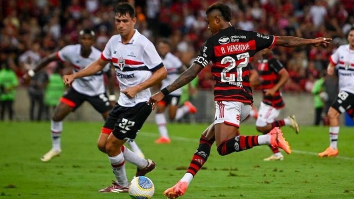 Tite celebra vitória e já projeta duelo contra Palmeiras: ‘Muito fortes’