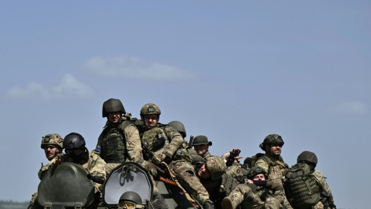 Comandante do Exército ucraniano admite avanços da Rússia na frente de batalha Comandante do Exército ucraniano admite avanços da Rússia na frente de batalha