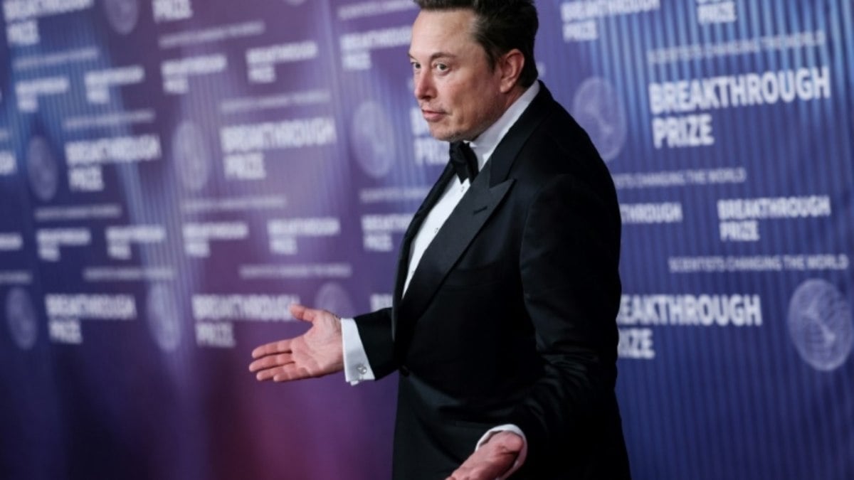 Lucro da Tesla cai mas ação dispara após anúncio de novos veículos Lucro da Tesla cai mas ação dispara após anúncio de novos veículos