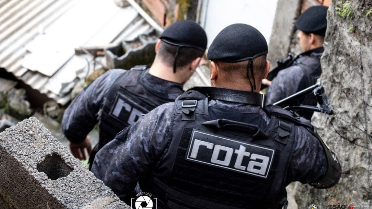 PMs viram réus acusados de matar homem desarmado PMs viram réus acusados de matar homem desarmado