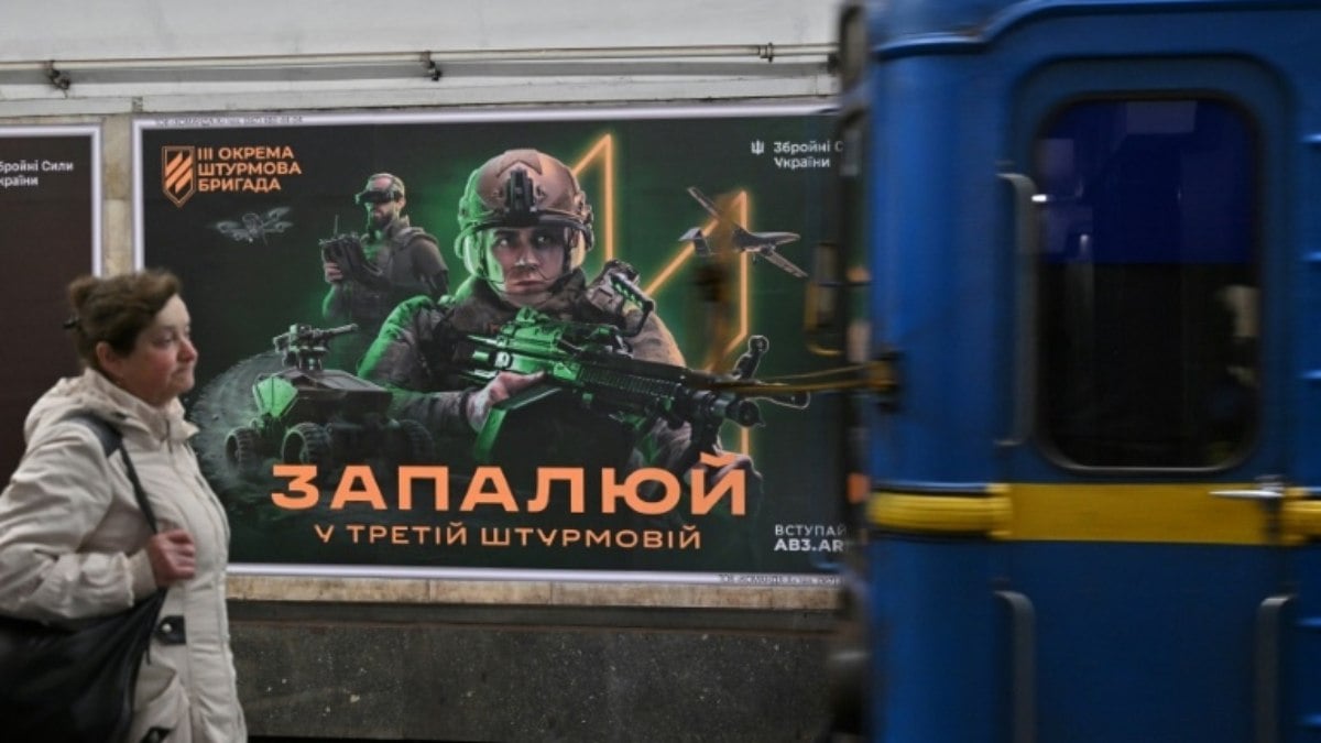 Ucrânia ataca instalações de energia na Rússia com drones Ucrânia ataca instalações de energia na Rússia com drones