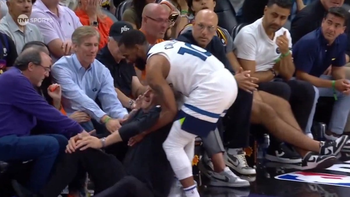 técnico dos Wolves vira preocupação após choque com Mike Conley técnico dos Wolves vira preocupação após choque com Mike Conley