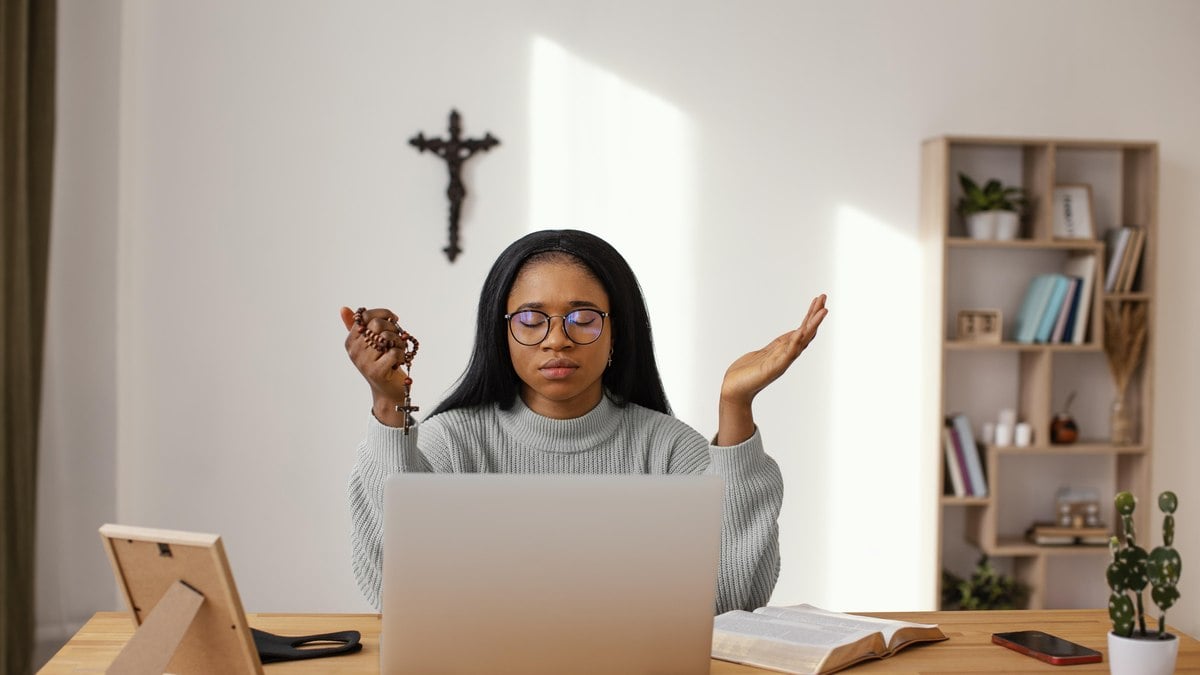 Como a confiança em Deus transforma empresas e vidas Como a confiança em Deus transforma empresas e vidas