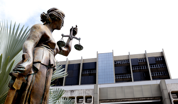 Tribunal de Justiça de Goiás vai abrir seleção com 100 vagas e salários de até 5 mil Tribunal de Justiça de Goiás vai abrir seleção com 100 vagas e salários de até 5 mil
