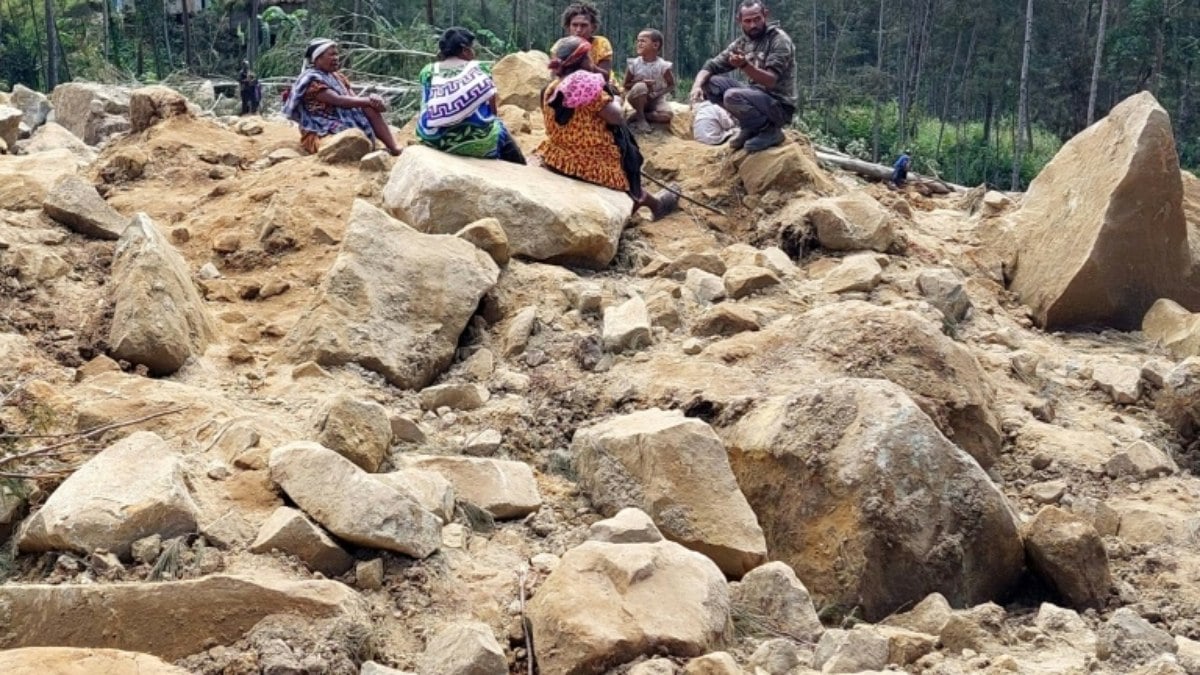 ONU considera ‘pouco provável’ encontrar sobreviventes após deslizamento em Papua-Nova Guiné ONU considera ‘pouco provável’ encontrar sobreviventes após deslizamento em Papua-Nova Guiné