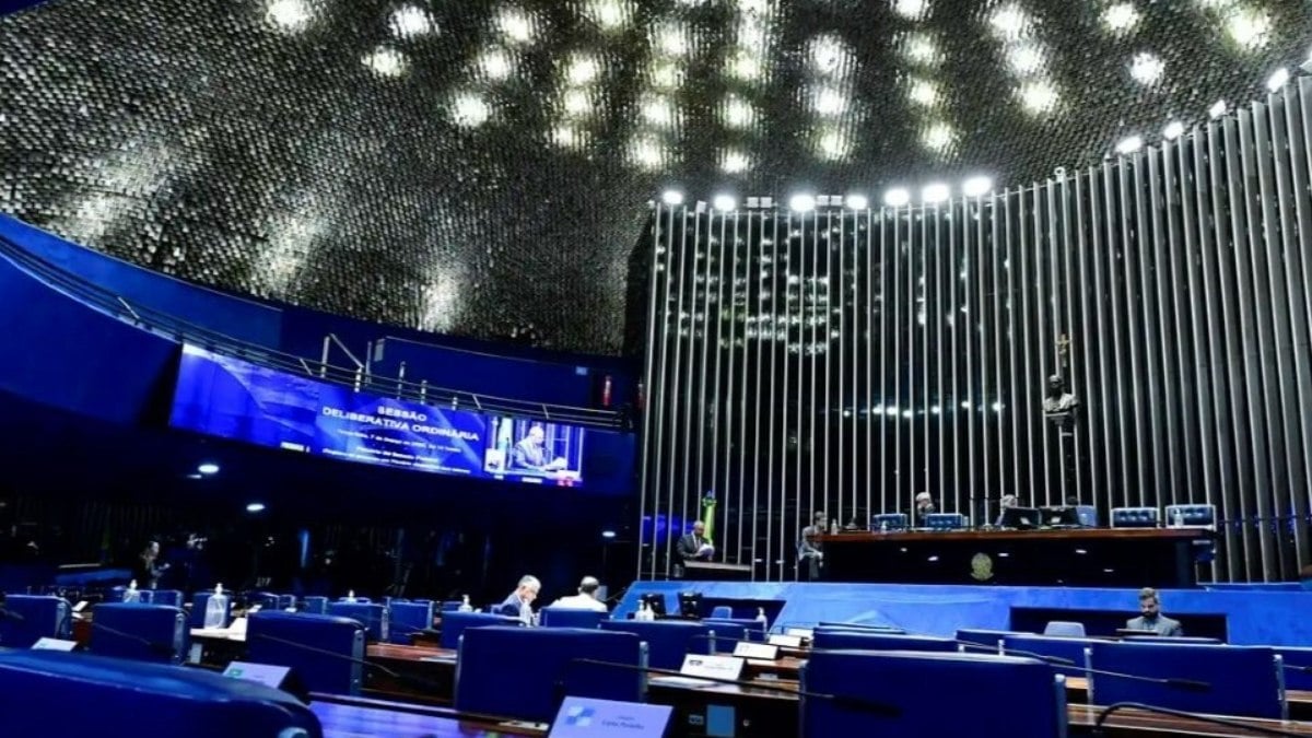 Senado adia votação do PL para semana que vem Senado adia votação do PL para semana que vem