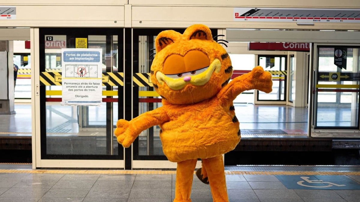 Garfield invade redes sociais e metrô de SP em campanha para novo filme Garfield invade redes sociais e metrô de SP em campanha para novo filme