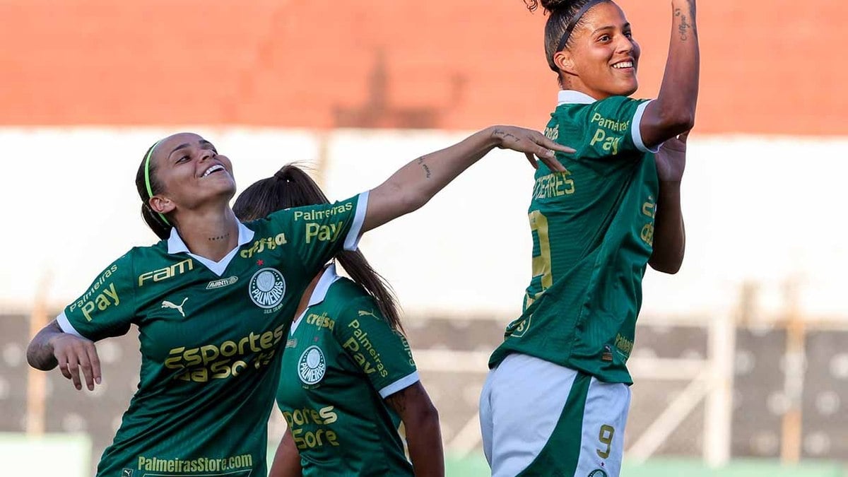 Palmeiras goleia Santos pelo Brasileirão feminino Palmeiras goleia Santos pelo Brasileirão feminino