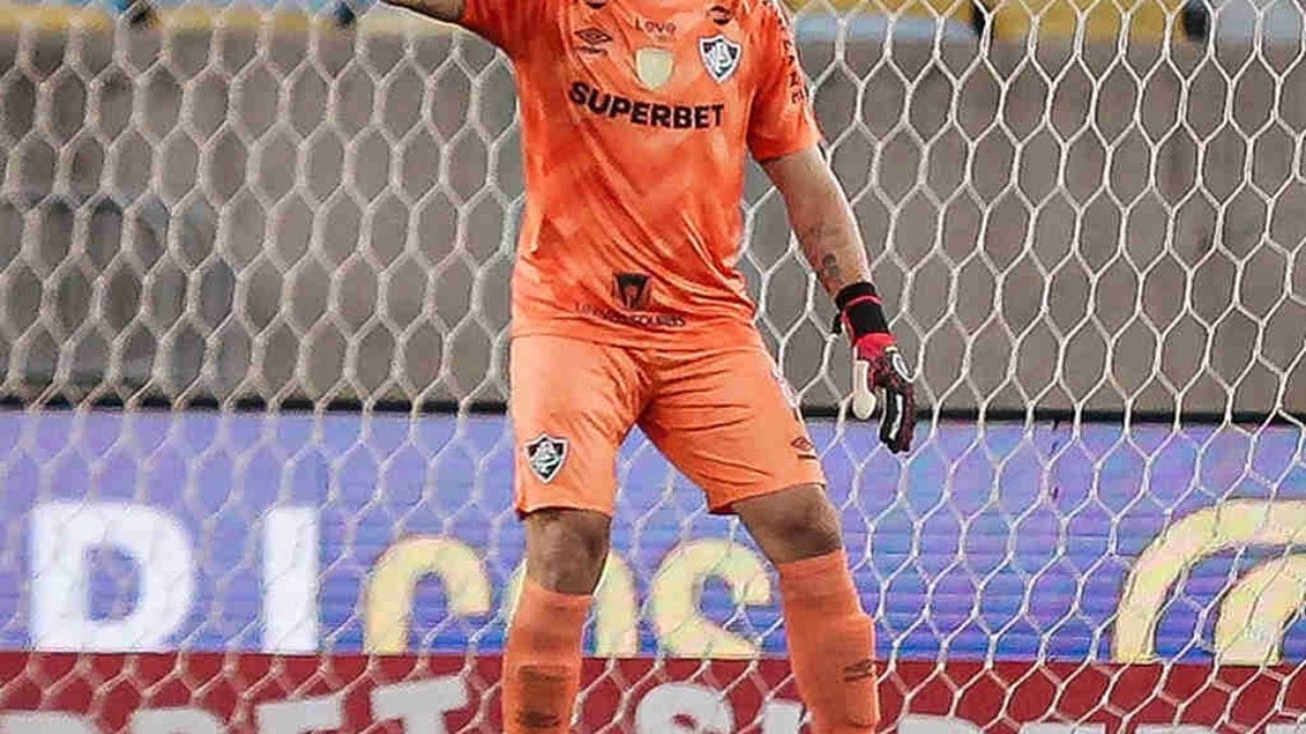 Fábio fala sobre cobrança no Fluminense e diz: ‘Queremos títulos’ Fábio fala sobre cobrança no Fluminense e diz: ‘Queremos títulos’