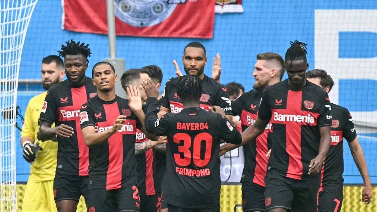 Bayer Leverkusen vence mais uma e conquista Bundesliga de forma invicta Bayer Leverkusen vence mais uma e conquista Bundesliga de forma invicta