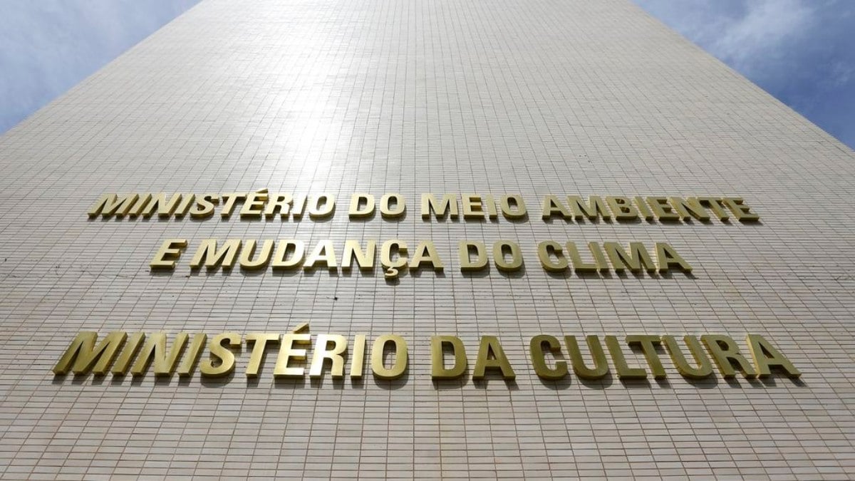 Ministério da Cultura inicia pagamento do Prêmio Sérgio Mamberti Ministério da Cultura inicia pagamento do Prêmio Sérgio Mamberti