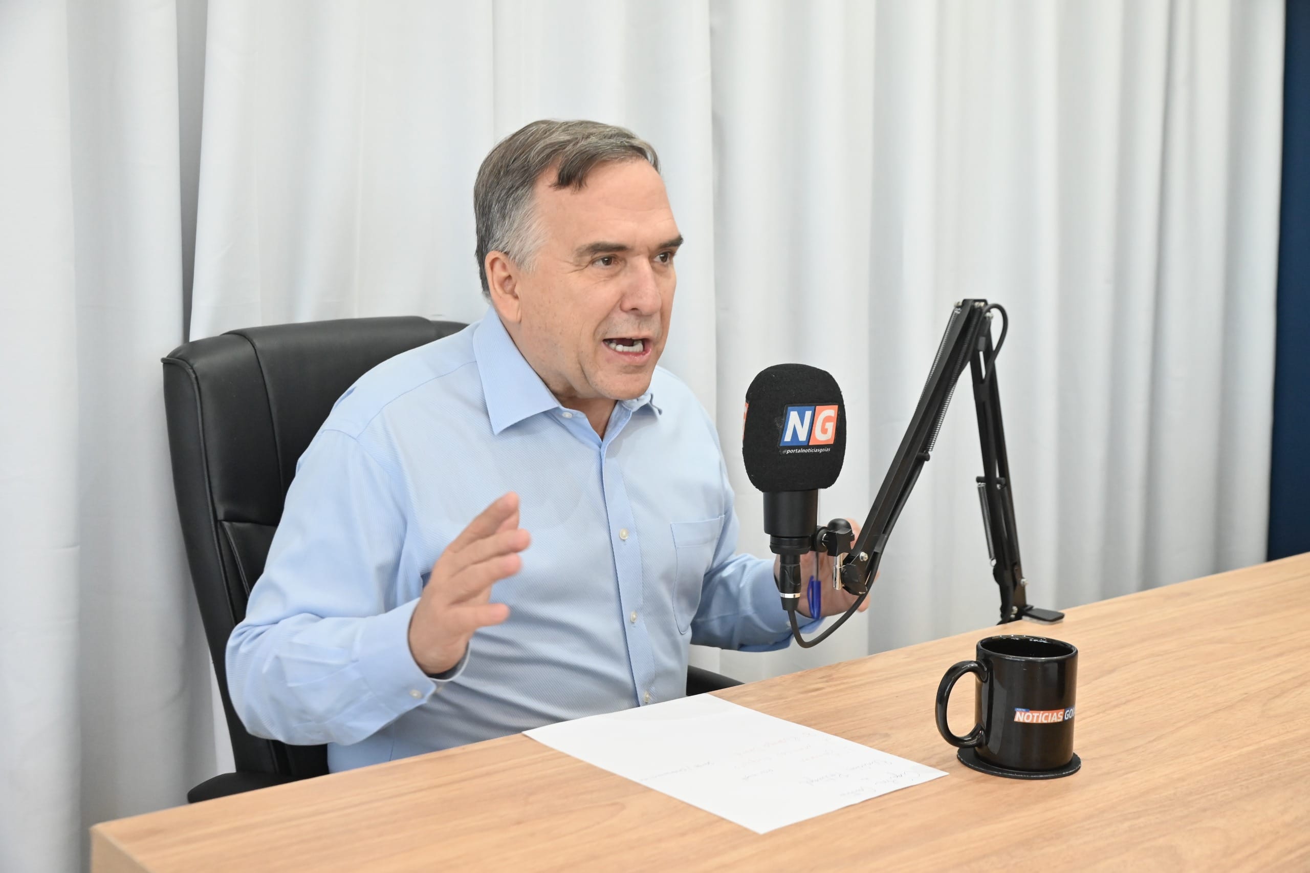 Sandro Mabel promete resolver gargalos no trânsito e falta de vagas em Cmeis nos 100 primeiros dias de gestão Sandro Mabel promete resolver gargalos no trânsito e falta de vagas em Cmeis nos 100 primeiros dias de gestão