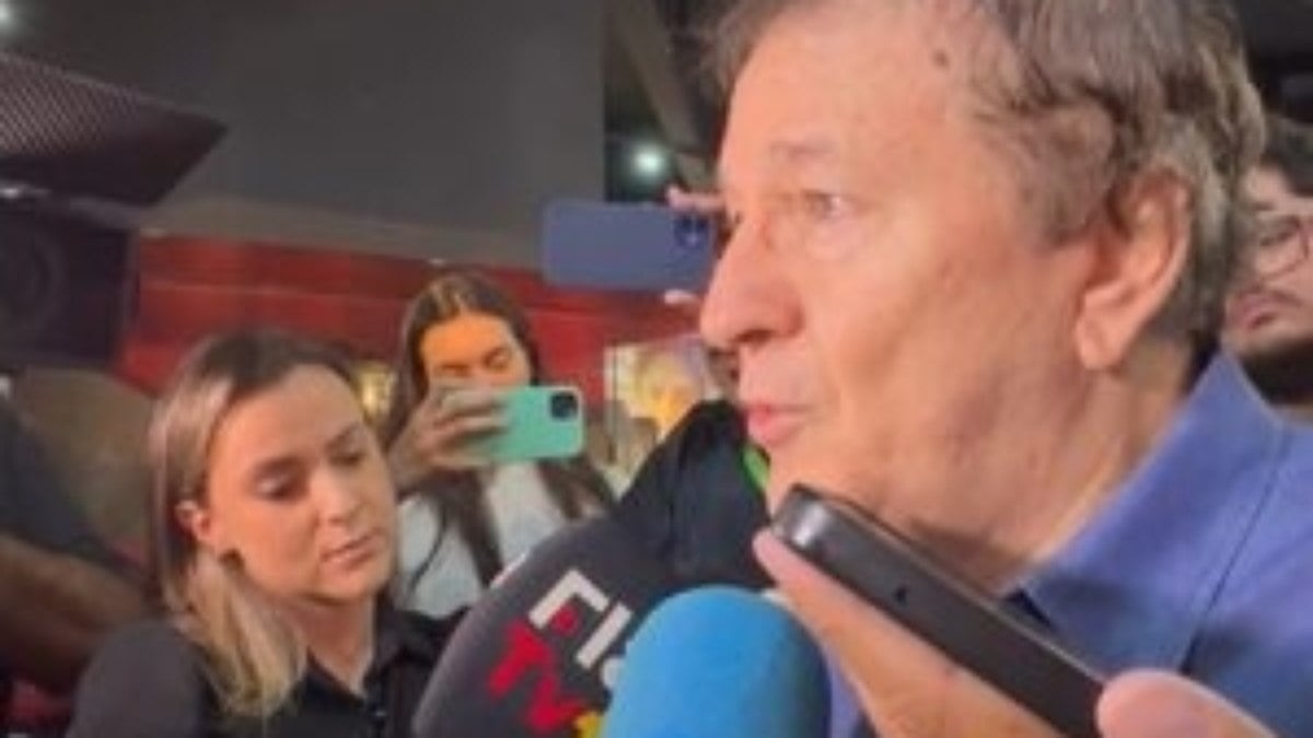 Penido faz forte desabafo no velório Penido faz forte desabafo no velório