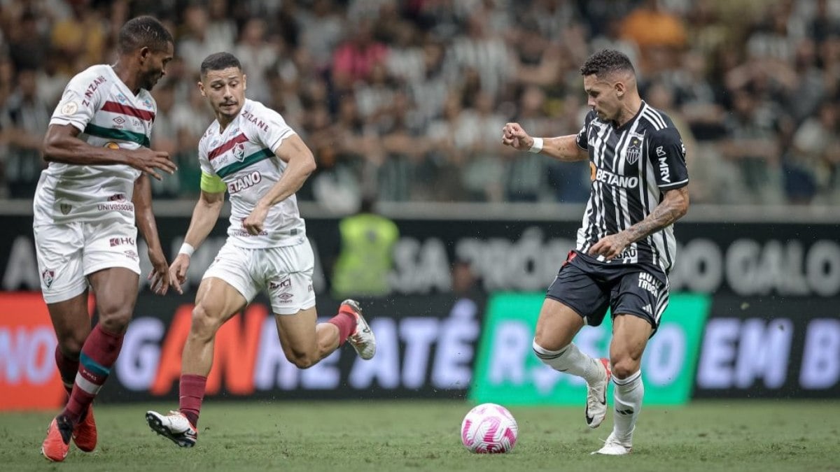 Fluminense e Atlético-MG se enfrentam em Cariacica pelo Brasileirão Fluminense e Atlético-MG se enfrentam em Cariacica pelo Brasileirão