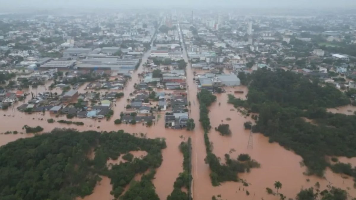 Barragem 14 de Julho se rompe; governo faz alerta Barragem 14 de Julho se rompe; governo faz alerta