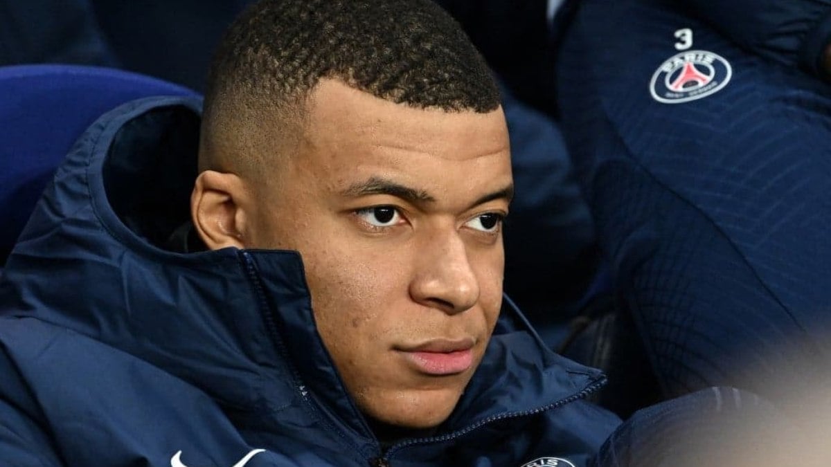 PSG ‘se pronuncia’ sobre suposta briga de Mbappé e Nasser Al Khelaïfi PSG ‘se pronuncia’ sobre suposta briga de Mbappé e Nasser Al Khelaïfi
