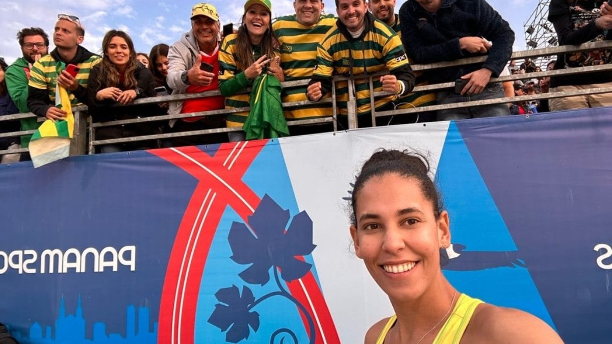 Torcida fanática promete agitar etapa do Circuito Mundial de vôlei de praia Torcida fanática promete agitar etapa do Circuito Mundial de vôlei de praia