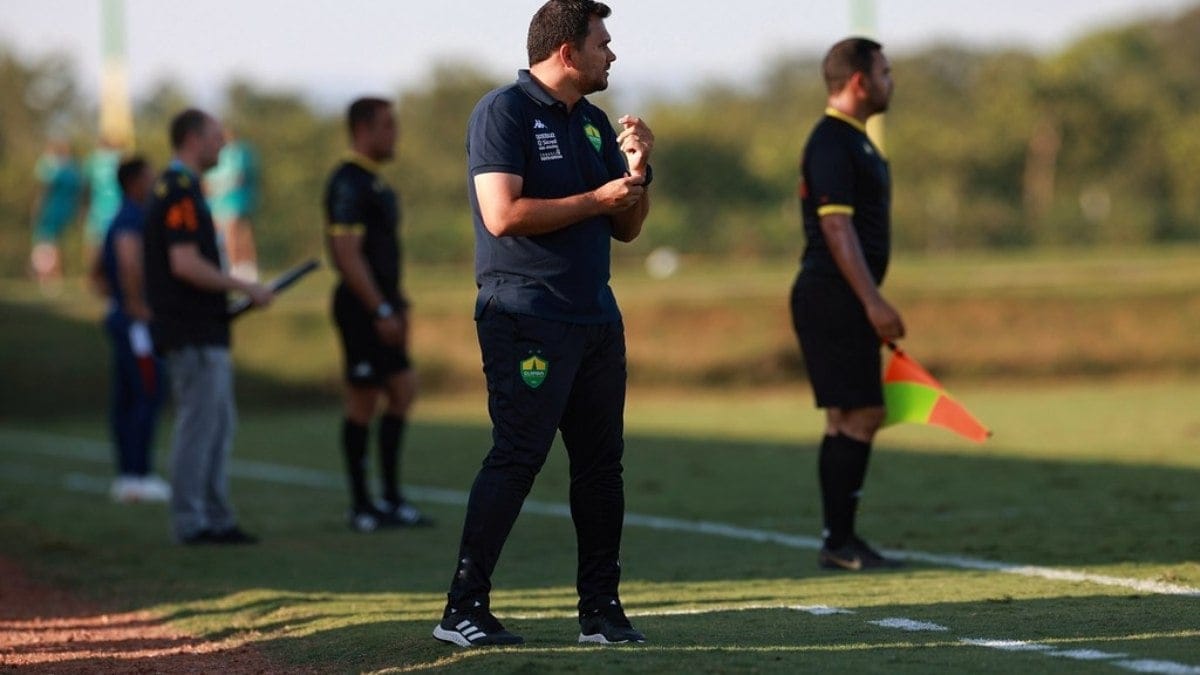 William Araújo destaca estreia do Cuiabá no Estadual Sub-20: ‘começar vencendo um clássico’ William Araújo destaca estreia do Cuiabá no Estadual Sub-20: ‘começar vencendo um clássico’