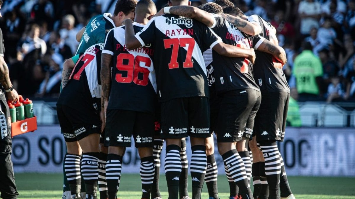 Vasco enfrenta o Fortaleza em partida de ida na Copa do Brasil Vasco enfrenta o Fortaleza em partida de ida na Copa do Brasil