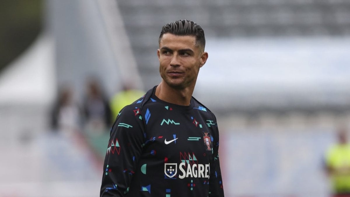 ‘Deixaria Cristiano Ronaldo fora no início da Euro’, diz ex-Arsenal ‘Deixaria Cristiano Ronaldo fora no início da Euro’, diz ex-Arsenal