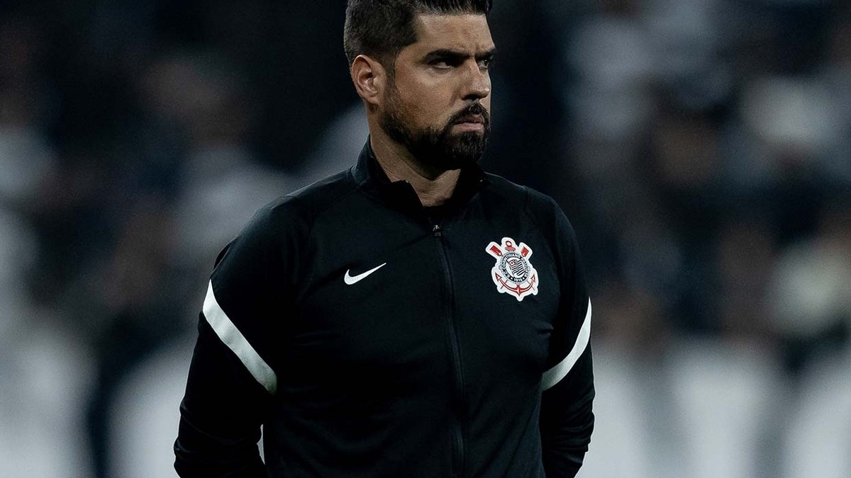 António Oliveira dará folga ao elenco do Corinthians durante Data-Fifa António Oliveira dará folga ao elenco do Corinthians durante Data-Fifa