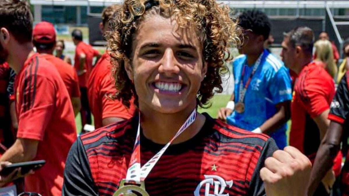 Flamengo negocia destaque multicampeão na base com o mundo árabe Flamengo negocia destaque multicampeão na base com o mundo árabe