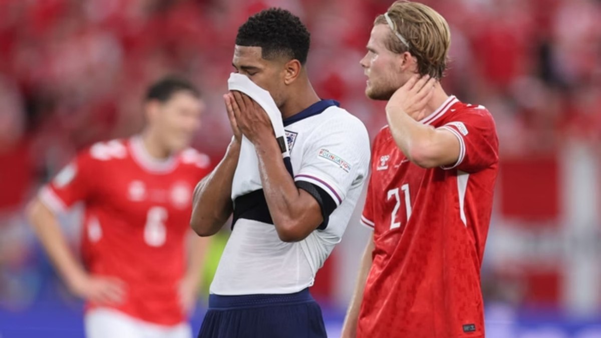 Inglaterra decepciona e fica só no empate contra a Dinamarca Inglaterra decepciona e fica só no empate contra a Dinamarca
