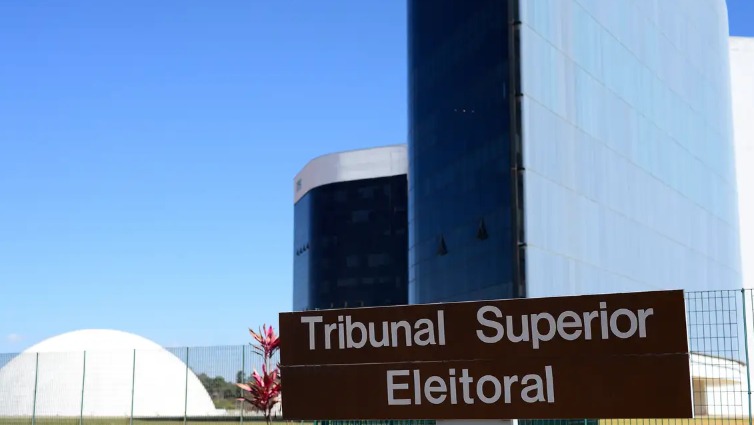 Tribunal Superior Eleitoral anuncia concurso com 389 vagas e salários de até R$ 13 mil Tribunal Superior Eleitoral anuncia concurso com 389 vagas e salários de até R$ 13 mil
