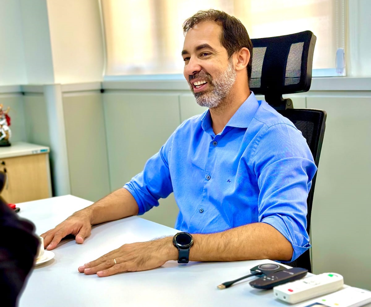 Fernando Pellozo lidera intenção de voto em Senador Canedo Fernando Pellozo lidera intenção de voto em Senador Canedo