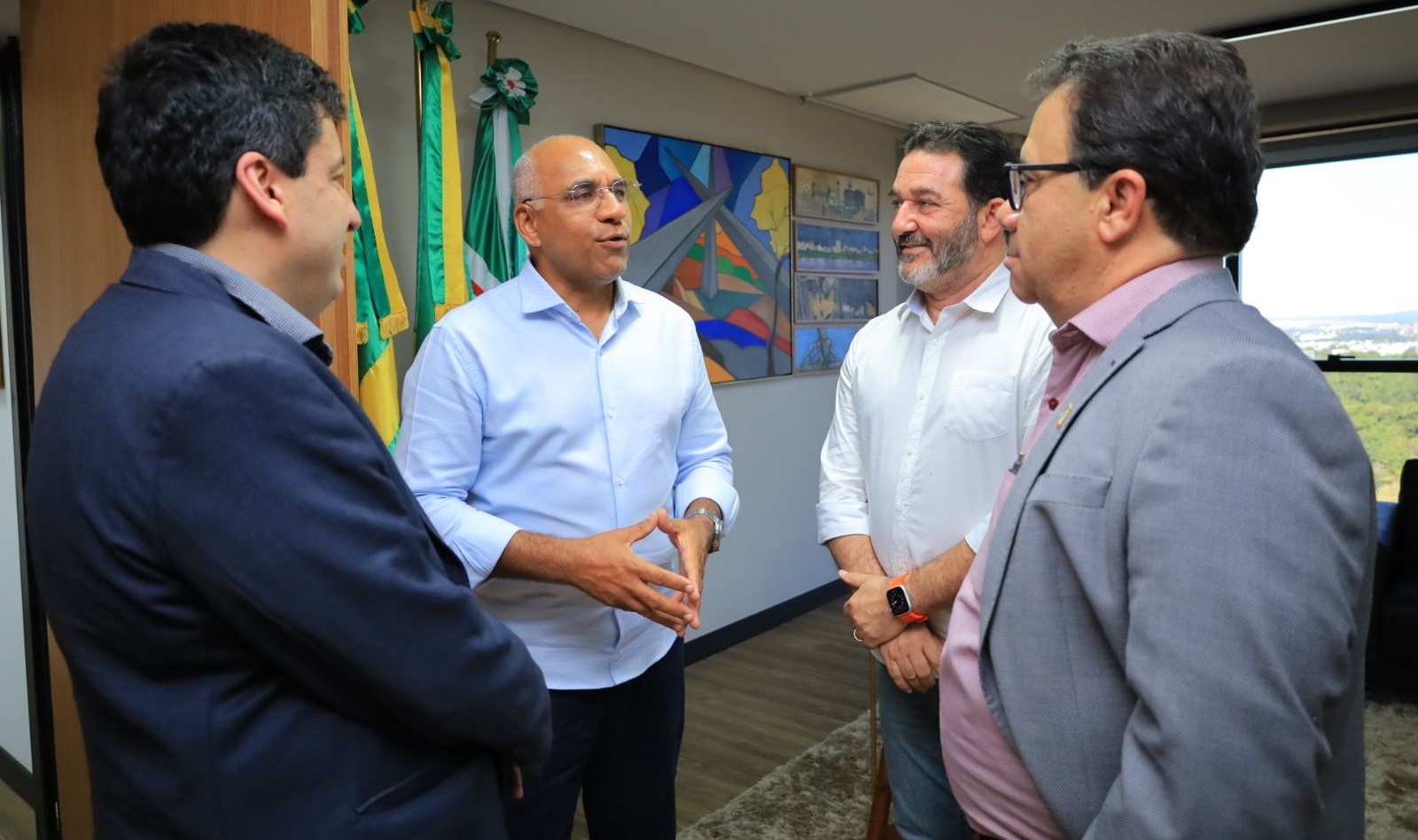 Rogério Cruz garante operação do BRT Norte-Sul ainda este ano Rogério Cruz garante operação do BRT Norte-Sul ainda este ano