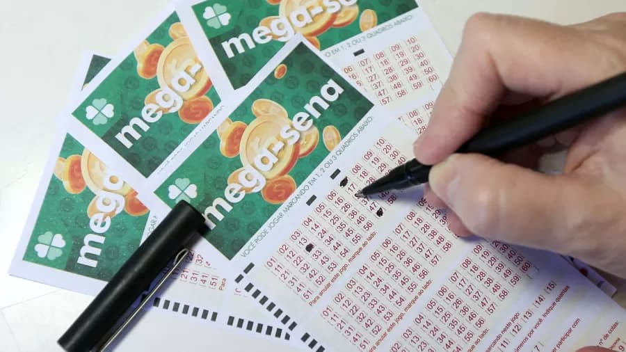 Mega-Sena acumula, mas 4 acreanos faturam mais de R$ 5 mil Mega-Sena acumula, mas 4 acreanos faturam mais de R$ 5 mil