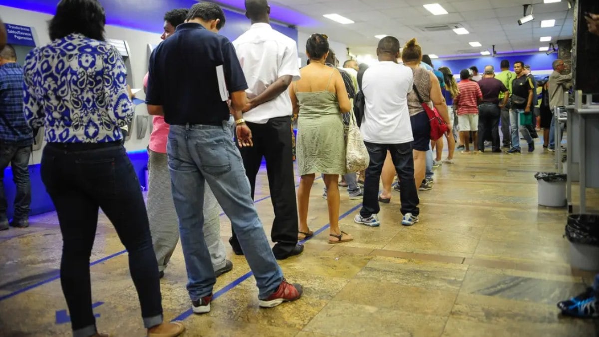 Extratos bancários terão termos padronizados a partir de segunda-feira Extratos bancários terão termos padronizados a partir de segunda-feira
