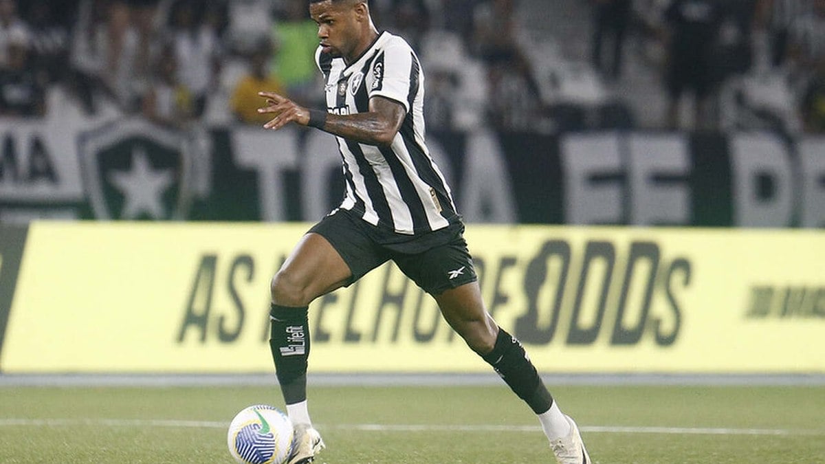 Júnior Santos tem mais jogos do que dez clubes da Série A, em 2024 Júnior Santos tem mais jogos do que dez clubes da Série A, em 2024