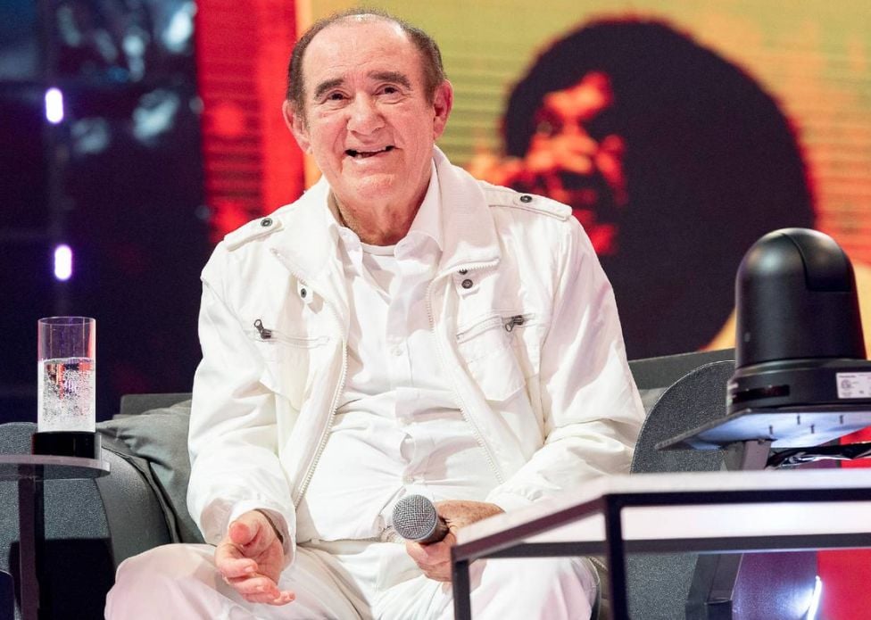 Durante homenagem no ‘Domingão’, Renato Aragão reconhece ter feito ‘coisas erradas’ Durante homenagem no ‘Domingão’, Renato Aragão reconhece ter feito ‘coisas erradas’