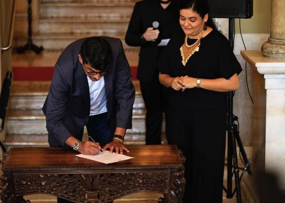 Governo e Iphan assinam termo para restauração do Teatro Amazonas Governo e Iphan assinam termo para restauração do Teatro Amazonas