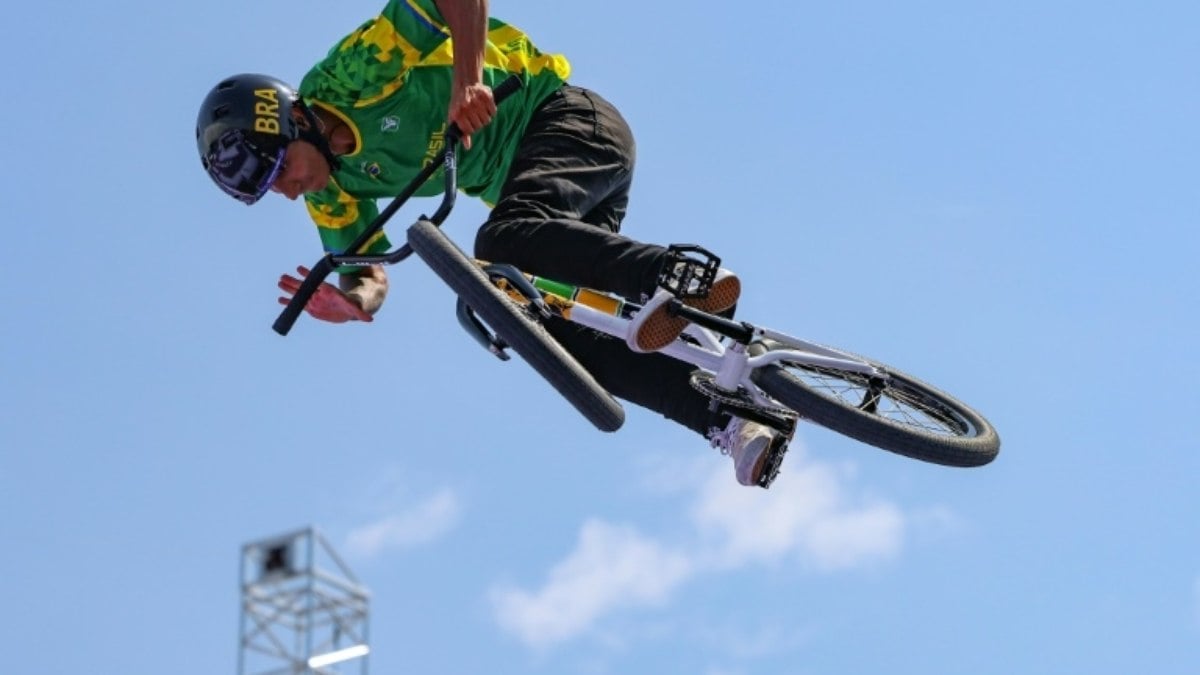 Gustavo Bala Loka fica sem medalha no BMX Freestyle; Argentino leva ouro Gustavo Bala Loka fica sem medalha no BMX Freestyle; Argentino leva ouro