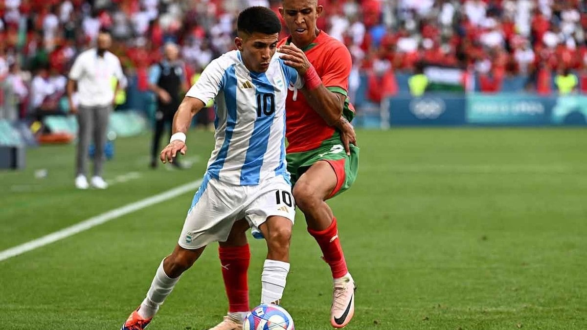 Argentina perde para Marrocos em jogo marcado por confusão histórica Argentina perde para Marrocos em jogo marcado por confusão histórica