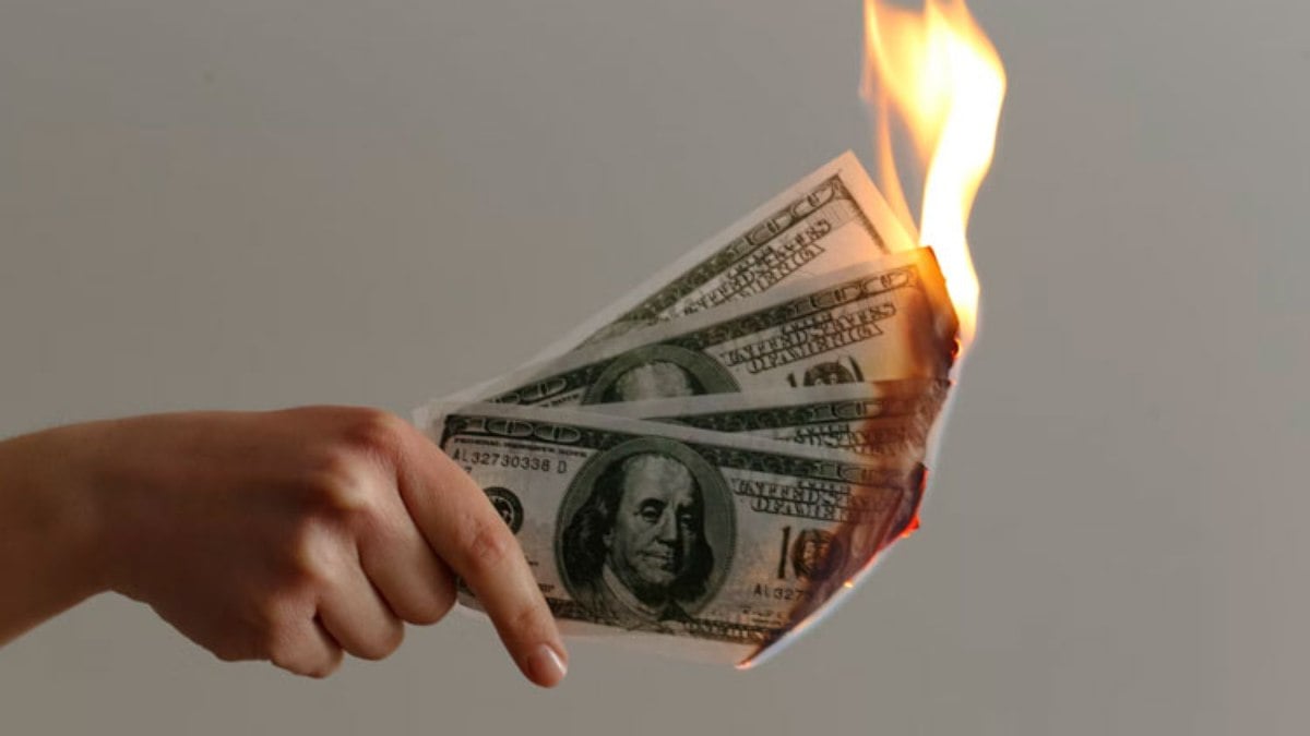 o que está por trás da alta do dólar? o que está por trás da alta do dólar?