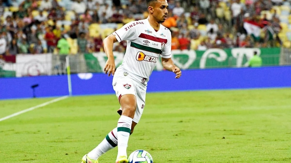 Fluminense terá o retorno de Lima para o duelo contra o Palmeiras, no Maracanã Fluminense terá o retorno de Lima para o duelo contra o Palmeiras, no Maracanã