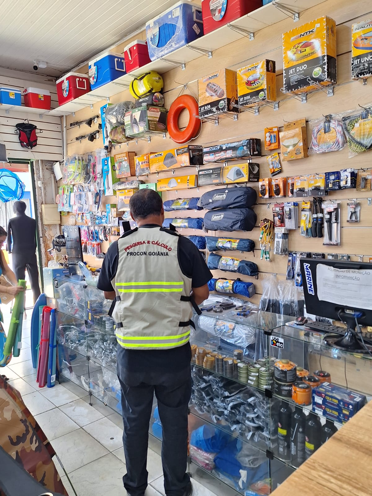 Consumidores podem economizar R$ 1.200 em itens de pesca Consumidores podem economizar R$ 1.200 em itens de pesca