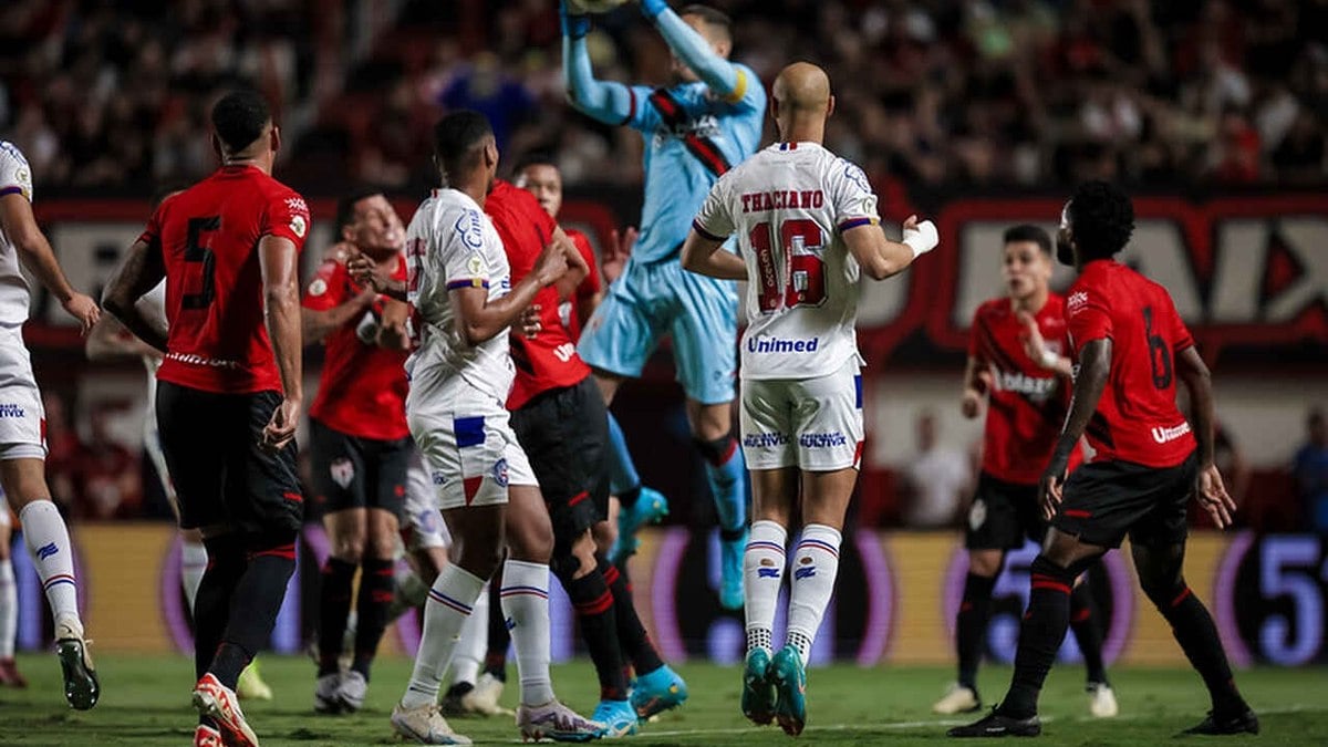 Bahia marca no final e empata com o Atlético GO no Antônio Accioly, pelo Brasileirão Bahia marca no final e empata com o Atlético GO no Antônio Accioly, pelo Brasileirão