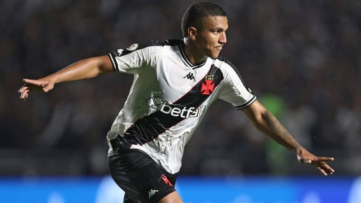 Vegetti e Cocão comandam vitória do Vasco; veja as notas Vegetti e Cocão comandam vitória do Vasco; veja as notas