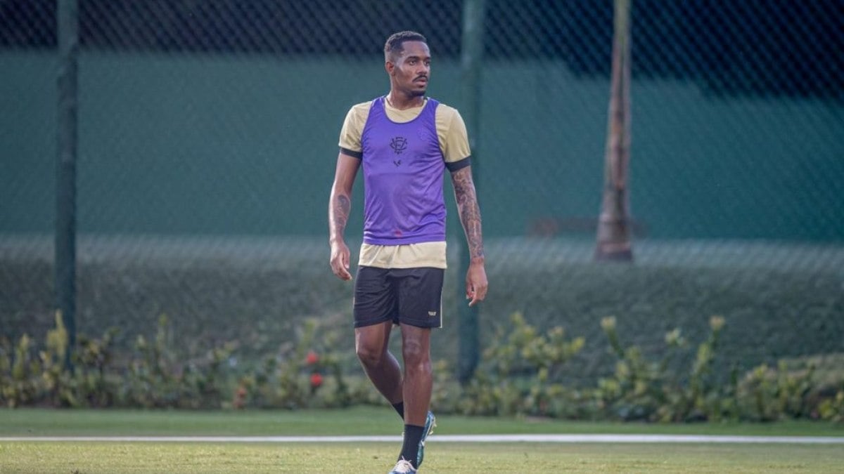 Novo reforços do Vitória participam treino e devem ser relacionados neste sábado (27) Novo reforços do Vitória participam treino e devem ser relacionados neste sábado (27)