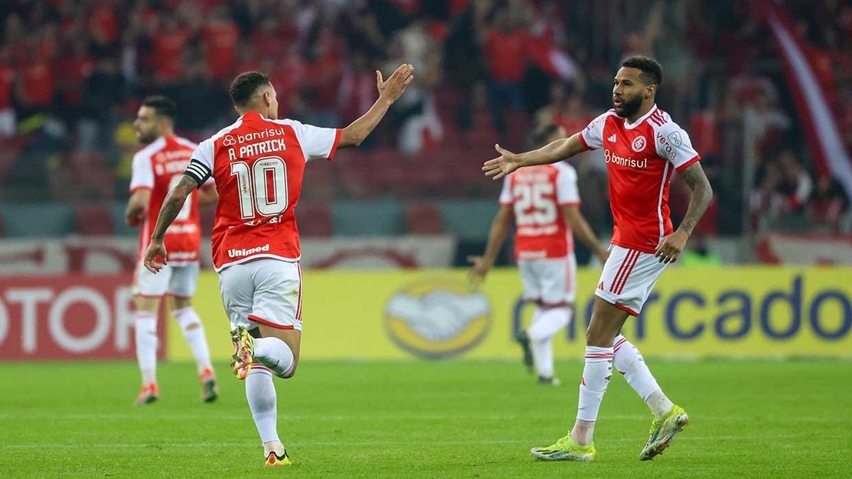 Após eliminação na Sula, Internacional corre risco de perder Alan Patrick Após eliminação na Sula, Internacional corre risco de perder Alan Patrick