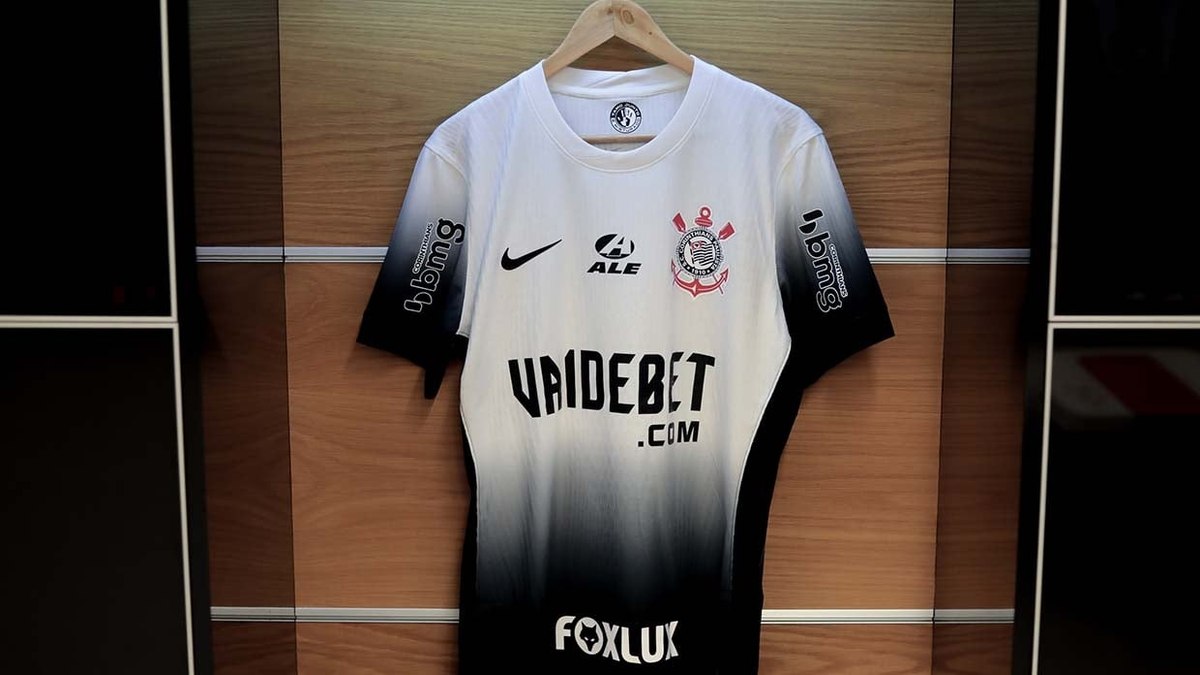 Justiça quebra sigilo bancário de empresa pivô de crise no Corinthians Justiça quebra sigilo bancário de empresa pivô de crise no Corinthians
